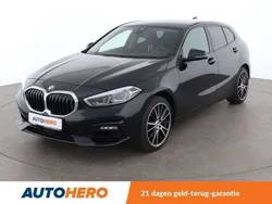 Zwart Gebruikt 2020 BMW 118 Sport Line Hatchback | € 22.949 (Goede deal)