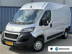 Grijs Gebruikt 2022 Peugeot Boxer Premium Van | € 22.900 (Iets duurder)