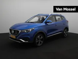 Blauw Gebruikt 2019 MG ZS Luxury Sedan | € 13.995 (Eerlijke prijs)