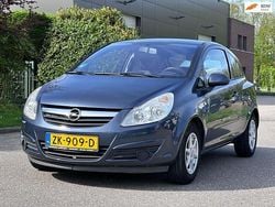 Blauw Gebruikt 2007 Opel Corsa Essentia Hatchback | € 2.950 (Iets duurder)