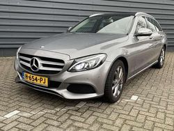 Grijs Gebruikt 2016 Mercedes C180 Avantgarde Stationwagen | € 14.500 (Goede deal)