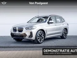 Kaschmirsilber metallic (a72) (grijs metallic) Gebruikt 2025 BMW iX3 Executive SUV | € 71.000