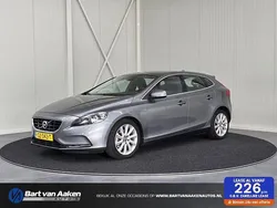 Grijs Gebruikt 2015 Volvo V40 Summum Stationwagen | € 13.950 (Iets duurder)