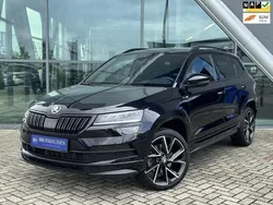 Zwart Gebruikt 2021 Skoda Karoq Business Line SUV | € 30.750 (Eerlijke prijs)