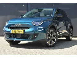 Blauw Gebruikt 2024 Fiat 600 La Prima SUV | € 29.900 (Eerlijke prijs)