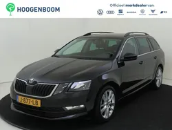 Zwart Gebruikt 2020 Skoda Octavia Business Line Stationwagen | € 20.450 (Eerlijke prijs)