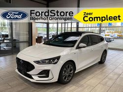 Wit Gebruikt 2025 Ford Focus ST-Line X Stationwagen | € 33.485