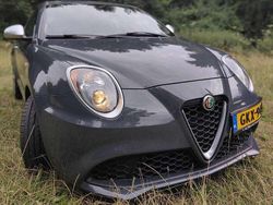 Grijs Gebruikt 2017 Alfa Romeo MiTo Super Hatchback | € 9.999 (Eerlijke prijs)