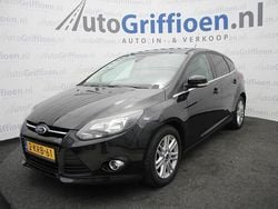 Zwart Gebruikt 2013 Ford Focus Titanium Hatchback | € 3.990 (Goede deal)