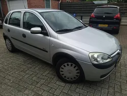 Grijs Gebruikt 2003 Opel Corsa Njoy Hatchback | € 1.350 (Eerlijke prijs)