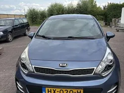 Blauw Gebruikt 2016 Kia Rio Hatchback | € 9.250 (Eerlijke prijs)