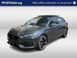 Grijs Gebruikt 2022 Cupra Leon VZ Hatchback | € 26.950 (Eerlijke prijs)