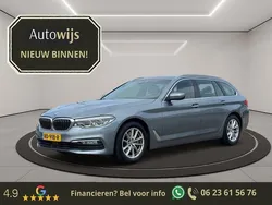 Grijs Gebruikt 2017 BMW 530 Executive Stationwagen | € 23.495 (Eerlijke prijs)