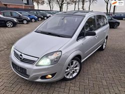 Zilver (metallic) Gebruikt 2007 Opel Zafira Executive MPV | € 1.250 (Goede deal)