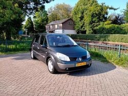 Grijs Gebruikt 2005 Renault Scénic II Luxe MPV | € 3.250 (Duur)