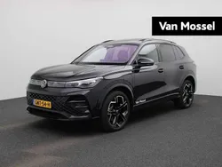 Zwart Gebruikt 2024 VW Tiguan Business SUV | € 59.900 (Duur)