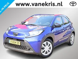 Blauw Gebruikt 2024 Toyota Aygo Play Hatchback | € 16.997 (Eerlijke prijs)