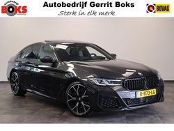 Grijs Gebruikt 2021 BMW 545e Executive Sedan | € 42.945 (Eerlijke prijs)