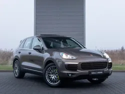 Bruin, metallic lak Gebruikt 2015 Porsche Cayenne SUV | € 33.950 (Iets duurder)