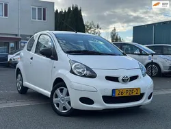Wit Gebruikt 2011 Toyota Aygo Hatchback | € 2.999 (Goede deal)