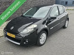 Zwart Gebruikt 2010 Renault Clio II Business Hatchback | € 2.250 (Eerlijke prijs)