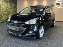 Zwart Gebruikt 2016 Hyundai i10 Comfort Hatchback | € 6.999 (Eerlijke prijs)