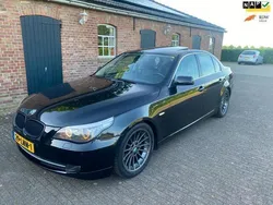 Zwart Gebruikt 2009 BMW 525 Executive Sedan | € 7.400 (Eerlijke prijs)