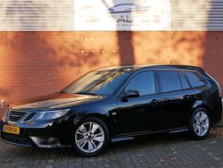 Zwart (metallic) Gebruikt 2010 Saab 9-3 Aero Stationwagen | € 4.750 (Goede deal)