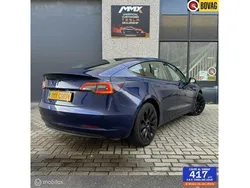 Blauw Gebruikt 2021 Tesla Model 3 Standard Range Sedan | € 25.999 (Eerlijke prijs)