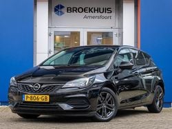 Zwart Gebruikt 2022 Opel Astra Design & Tech Hatchback | € 15.400 (Eerlijke prijs)