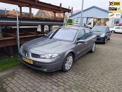 Grijs (metallic) Gebruikt 2006 Renault Laguna II Hatchback | € 649 (Super prijs)