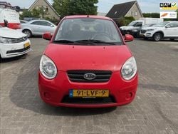 Rood Gebruikt 2010 Kia Picanto Hatchback | € 1.250 (Goede deal)
