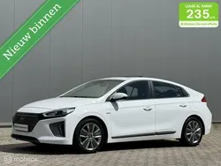 Wit Gebruikt 2016 Hyundai Ioniq Premium Sedan | € 14.495 (Eerlijke prijs)