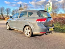 Grijs, metallic lak Gebruikt 2009 Seat Altea XL Style MPV | € 3.600 (Eerlijke prijs)