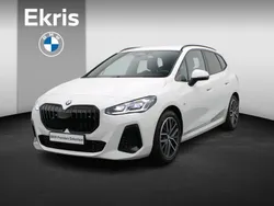 Wit Gebruikt 2022 BMW 218 Active Tourer M Sport MPV | € 32.950 (Eerlijke prijs)