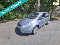 Grijs Gebruikt 2010 Ford S-MAX Titanium MPV | € 5.149 (Eerlijke prijs)
