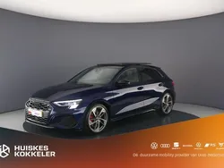 Blauw Gebruikt 2020 Audi A3 Sportback Design Hatchback | € 44.900