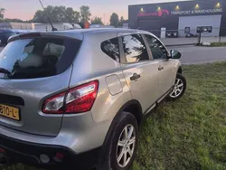 Grijs Gebruikt 2010 Nissan Qashqai Visia SUV | € 6.700 (Eerlijke prijs)