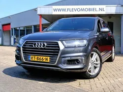 Grijs, metallic lak Gebruikt 2016 Audi Q7 Sport SUV | € 32.750 (Eerlijke prijs)