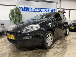Zwart Gebruikt 2014 Fiat Punto Street Hatchback | € 5.995 (Iets duurder)
