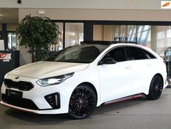 Wit Gebruikt 2020 Kia ProCeed Hatchback | € 24.950 (Eerlijke prijs)