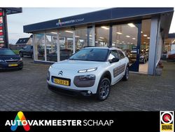 Wit Gebruikt 2017 Citroën C4 Cactus PureTech Hatchback | € 10.950 (Iets duurder)