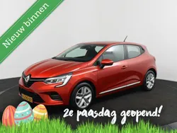 Rood Gebruikt 2020 Renault Clio V Zen Hatchback | € 13.000 (Eerlijke prijs)