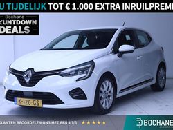 Wit Gebruikt 2020 Renault Clio V Intens Hatchback | € 12.595 (Eerlijke prijs)