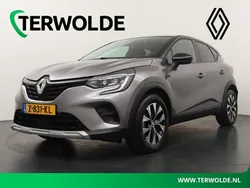 Grijs Gebruikt 2022 Renault Captur Evolution SUV | € 21.450 (Eerlijke prijs)