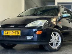 Grijs Gebruikt 2001 Ford Focus Collection Stationwagen | € 995 (Eerlijke prijs)