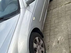 Zilver Gebruikt 2006 Kia Cerato LX MPV | € 1.300