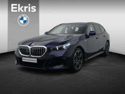 Blauw Gebruikt 2024 BMW 520 M Sport Stationwagen | € 71.900