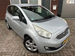 Grijs Gebruikt 2011 Kia Venga Hatchback | € 6.900 (Goede deal)