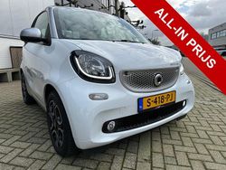 Wit (metallic) Gebruikt 2017 Smart ForTwo Cabrio Cabriolet | € 11.950